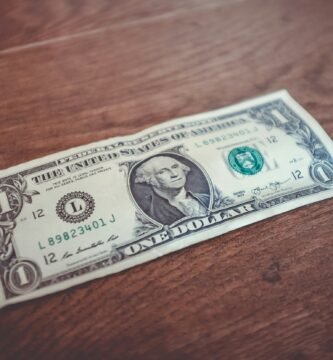 1 US dollar banknote close-up photography